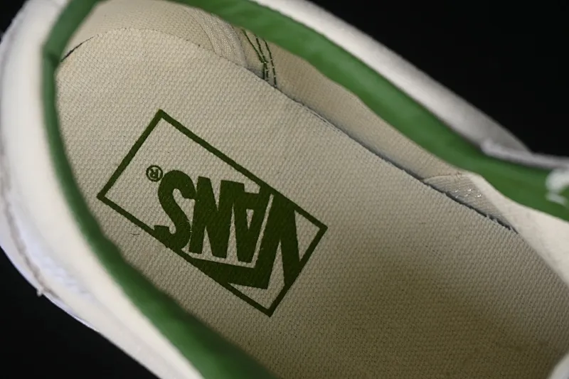 All categories Vans Vans series Vans Low Vans low-top Vans Old Skool Vans low-top casual skateboard shoes VN000D6WBOM